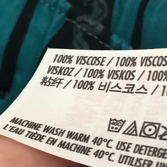 NWOT Disney’s 2X Haunted Mansion Pajamas torrid 0647 teal snake stripe challis - Picture 7 of 15